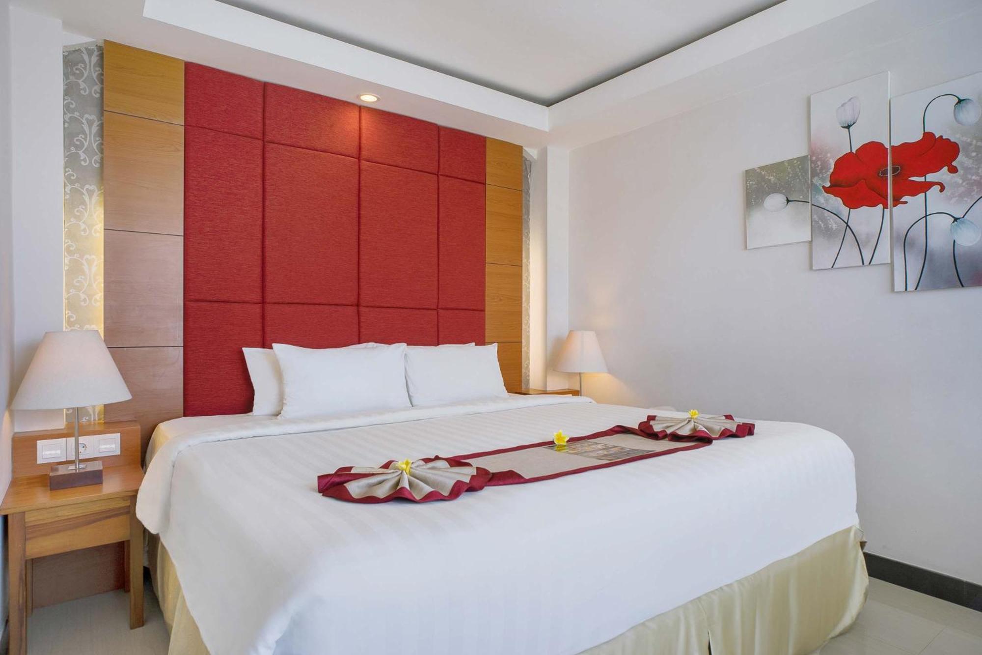 Royal Regantris Kuta Hotel Kuta  Exterior photo