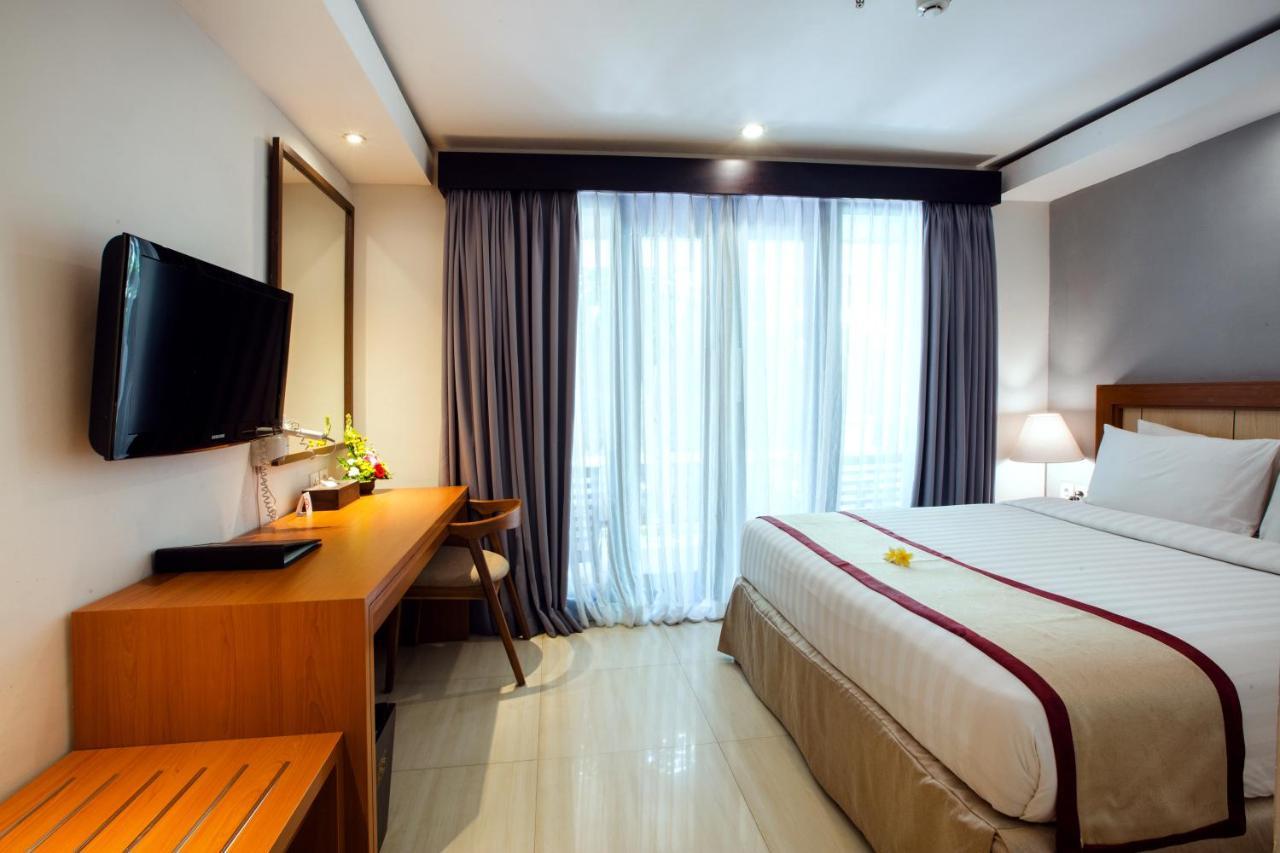 Royal Regantris Kuta Hotel Kuta  Exterior photo